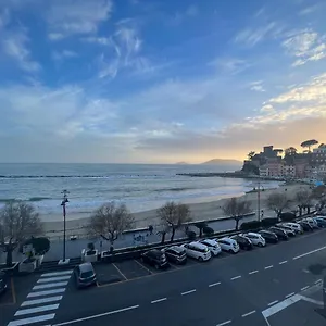  Appartamento Trilocale Seaside - San Terenzo,